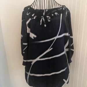 NWOT Elie Tahari Large Silk Navy White Classic Coastal Top